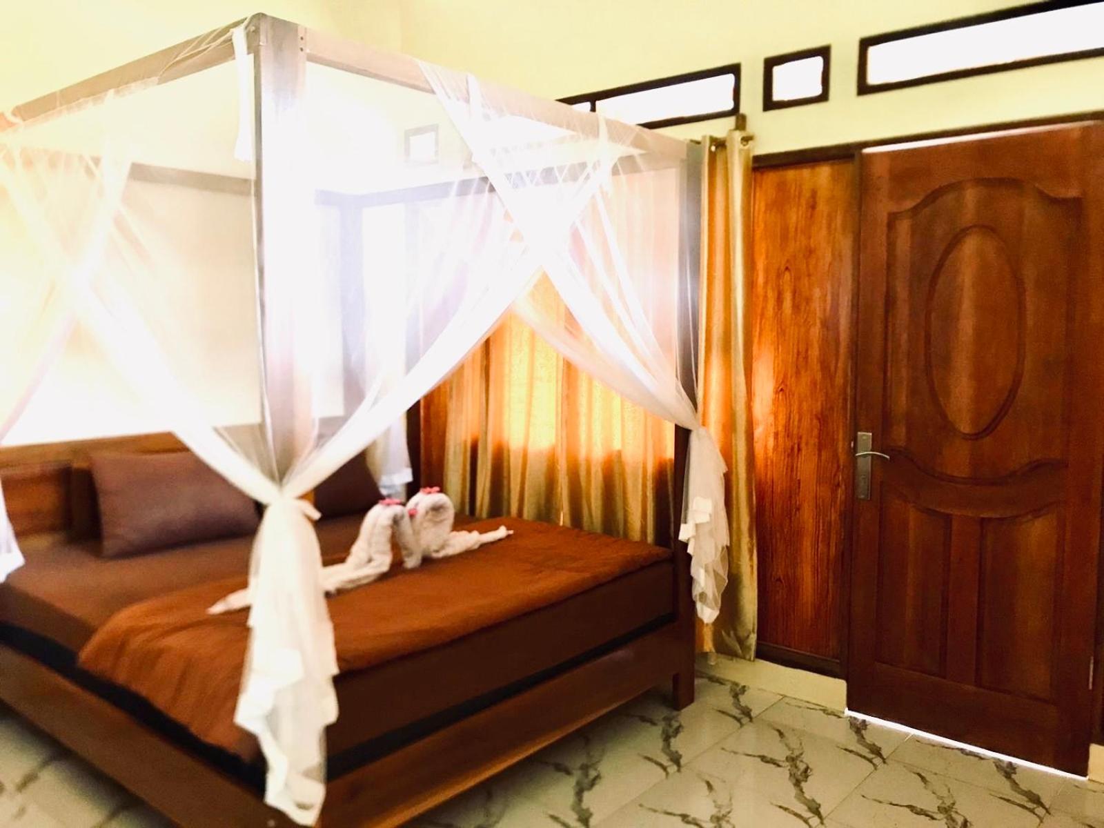 R5 Keramba Inn Bukit Lawang Buitenkant foto