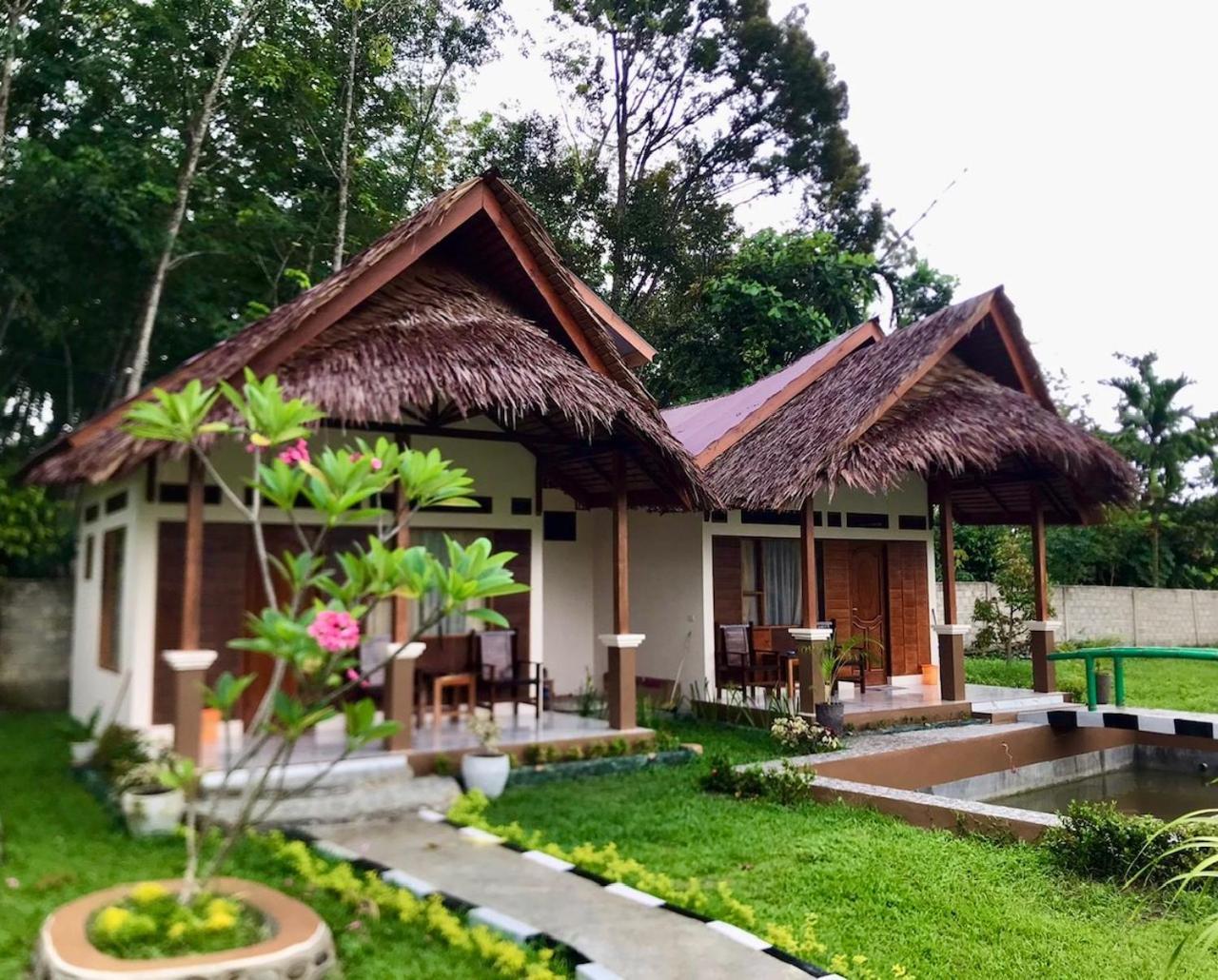 R5 Keramba Inn Bukit Lawang Buitenkant foto